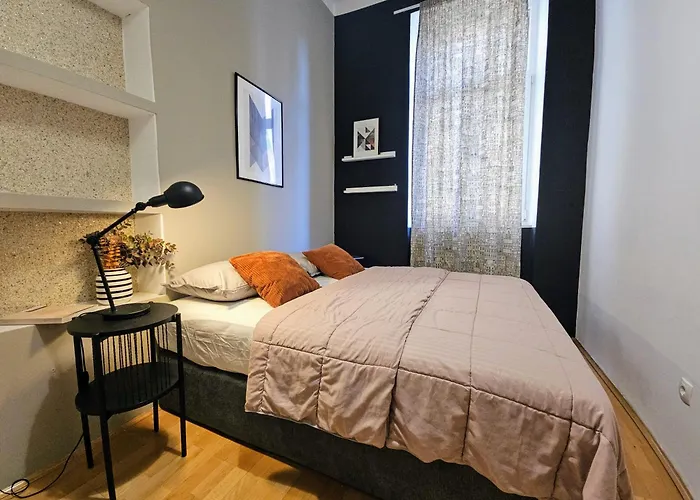 Apartment Reful